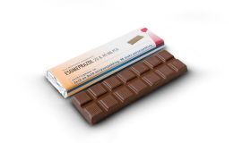 Eingepackte Schokoladentafel